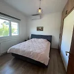 Oasis Royal Apartment *