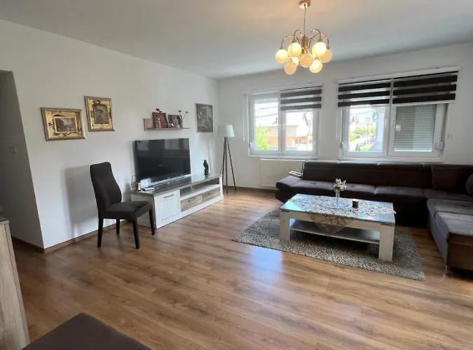 Oasis Royal 公寓 塞拉耶佛