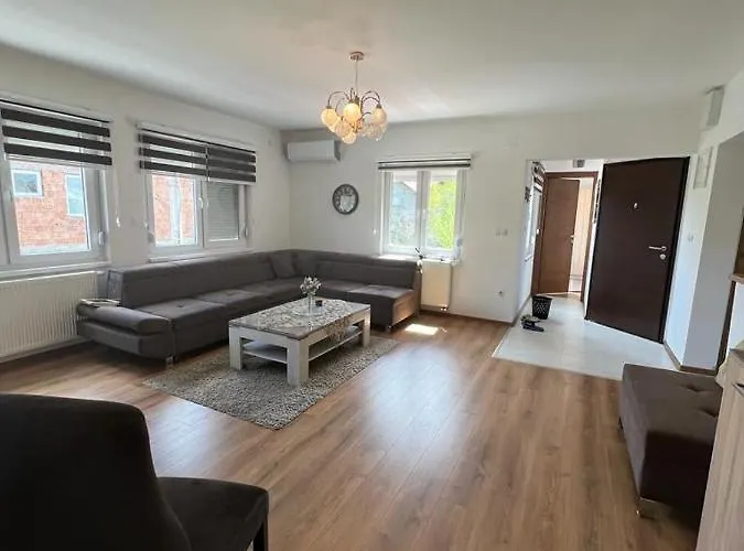 公寓 Oasis Royal *